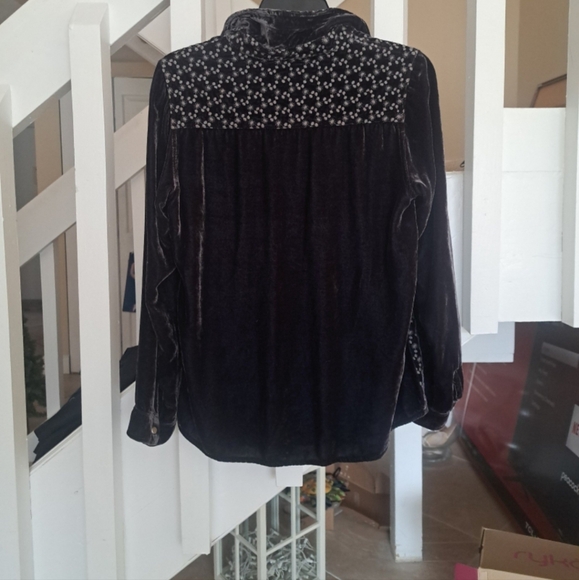 Johnny Was Western Style Pearl  snap down Grey Velvet embriodered blouse EUC szS - Picture 8 of 10